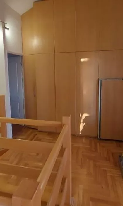 Ustanička | 4zida.rs