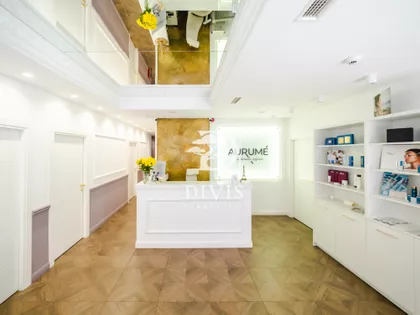 Strahinjića Bana bb | 4zida.rs