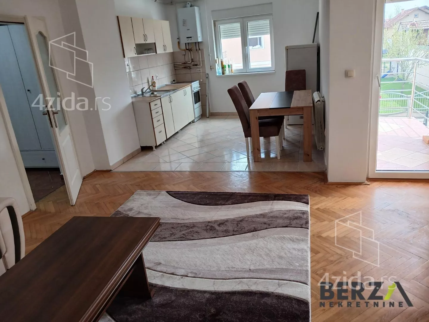 Četvorosoban stan | 4zida