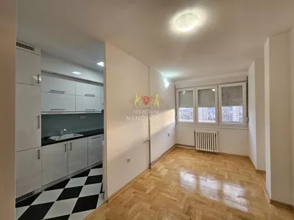 Sportski Centar | 4zida.rs