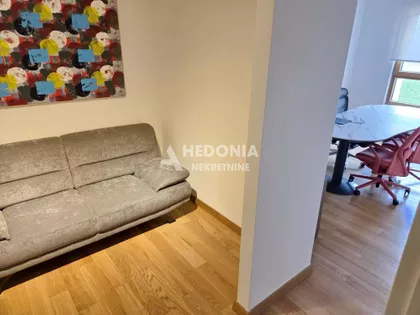 Tadije Sondermajera | 4zida.rs