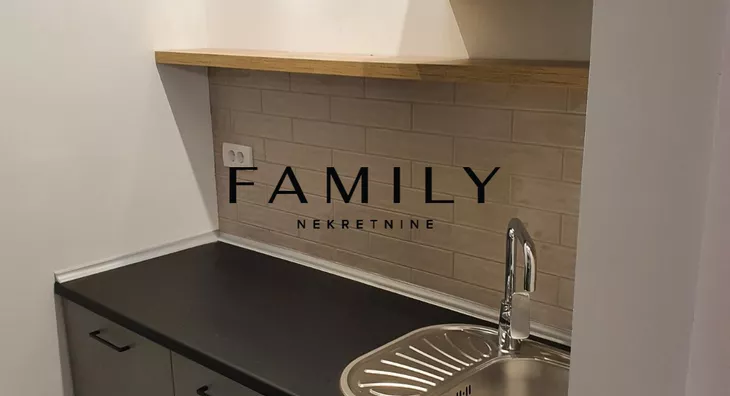 Četvoroiposoban stan | 4zida