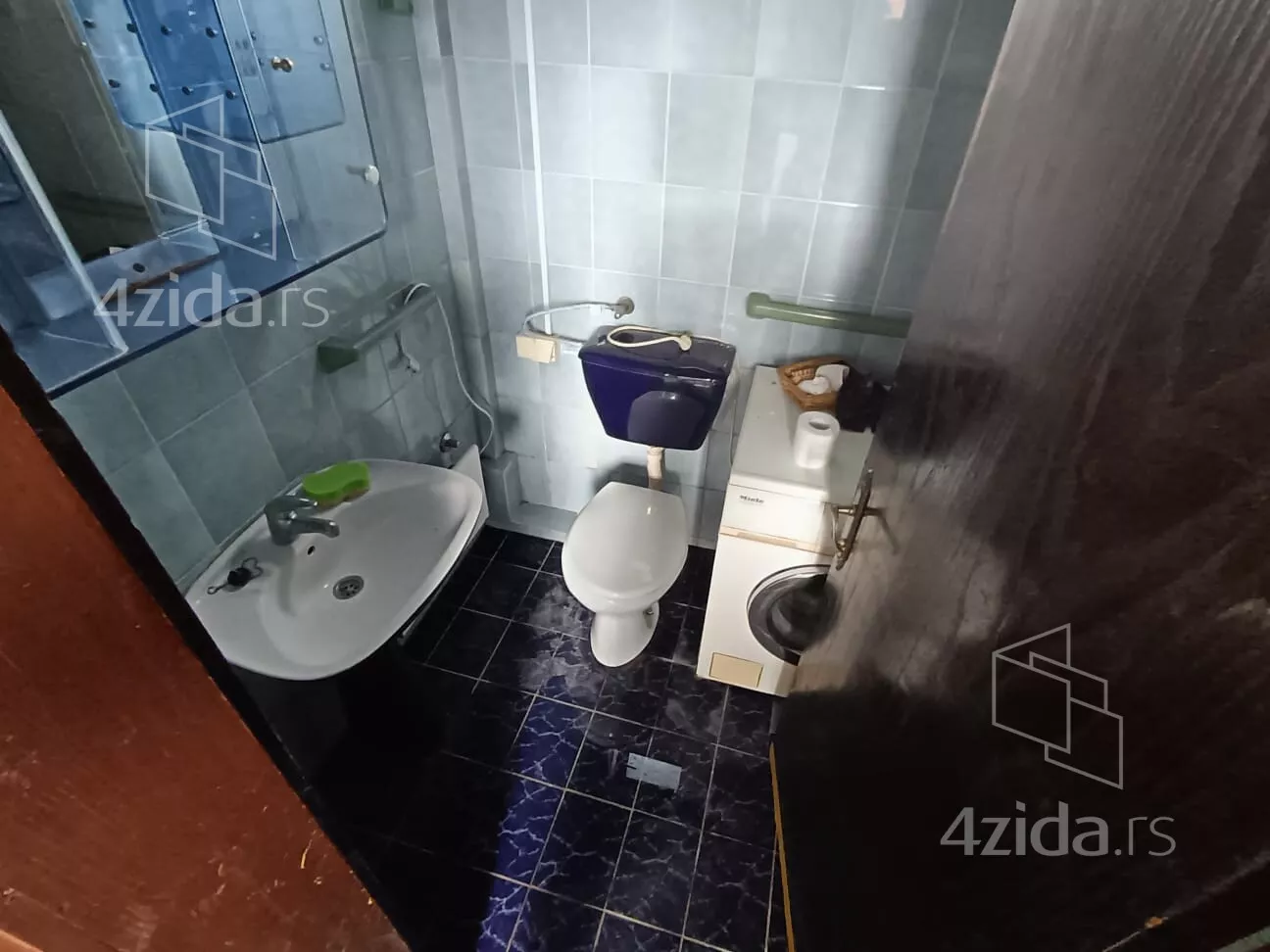 3-etažna kuća | 4zida