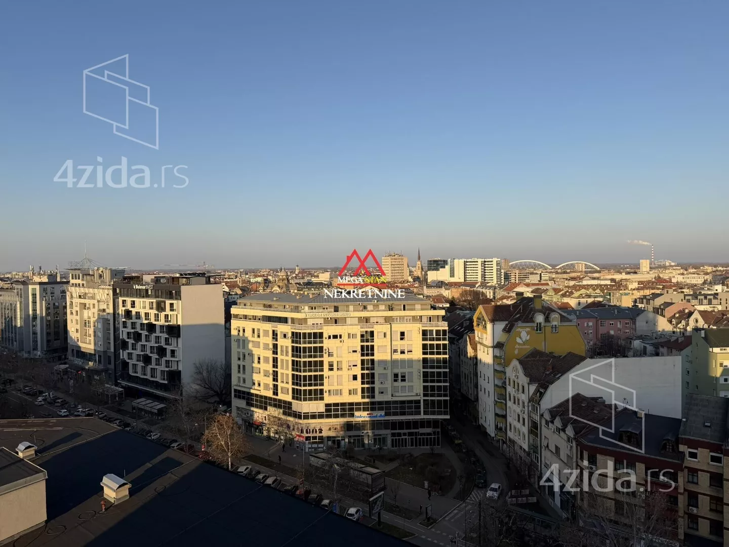 Jednoiposoban stan | 4zida