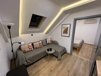 Emilijana Josimovića | 4zida.rs