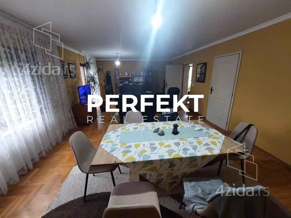 Kuća | 4zida