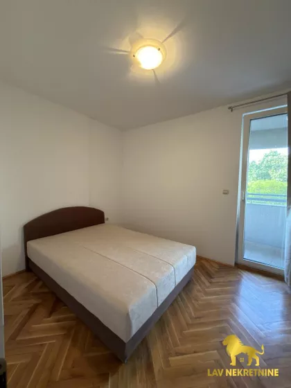 ŽITNI TRG | 4zida.rs