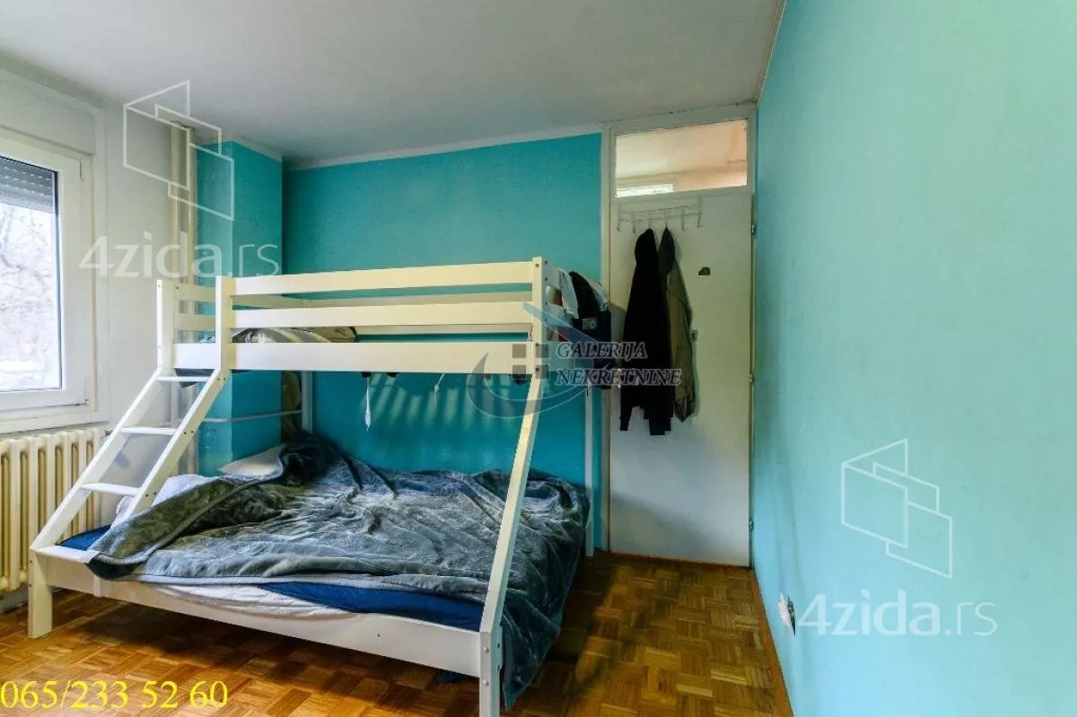 Troiposoban stan | 4zida