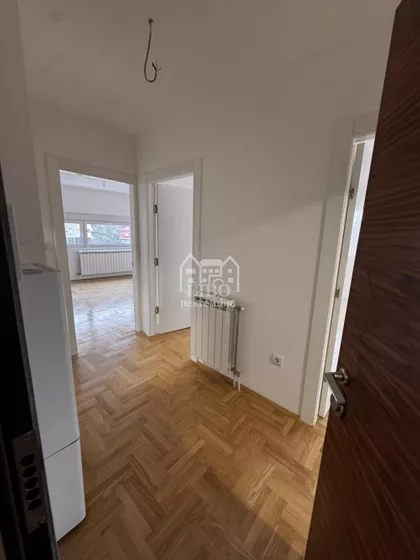 Prvomajska | 4zida.rs