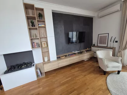Bulevar Vudroa Vilsona bb | 4zida.rs