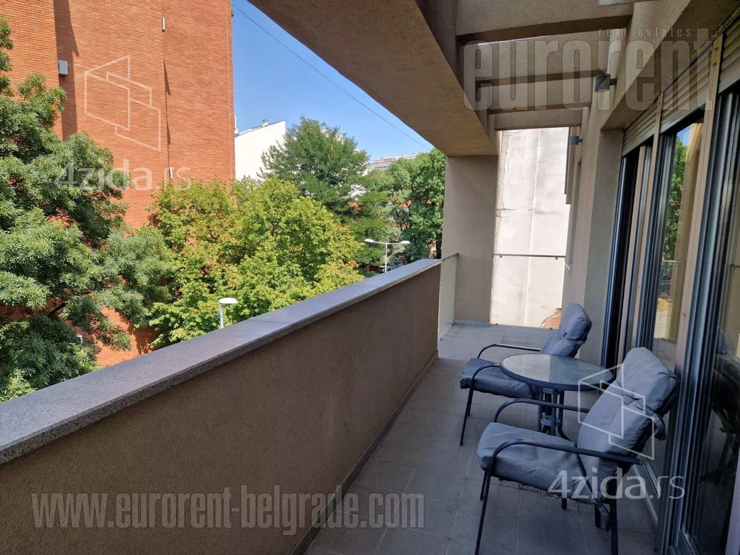 Petosoban stan | 4zida