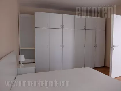 HRAM SVETOG SAVE | 4zida.rs