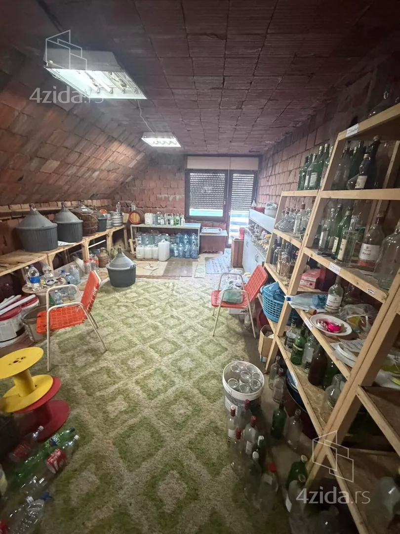 3-etažna kuća | 4zida