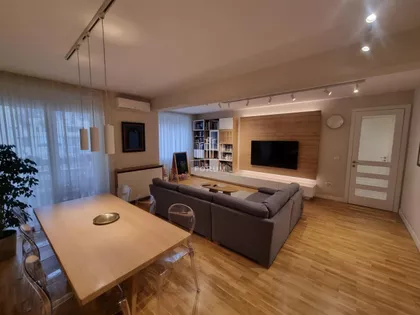 Stari Grad | 4zida.rs