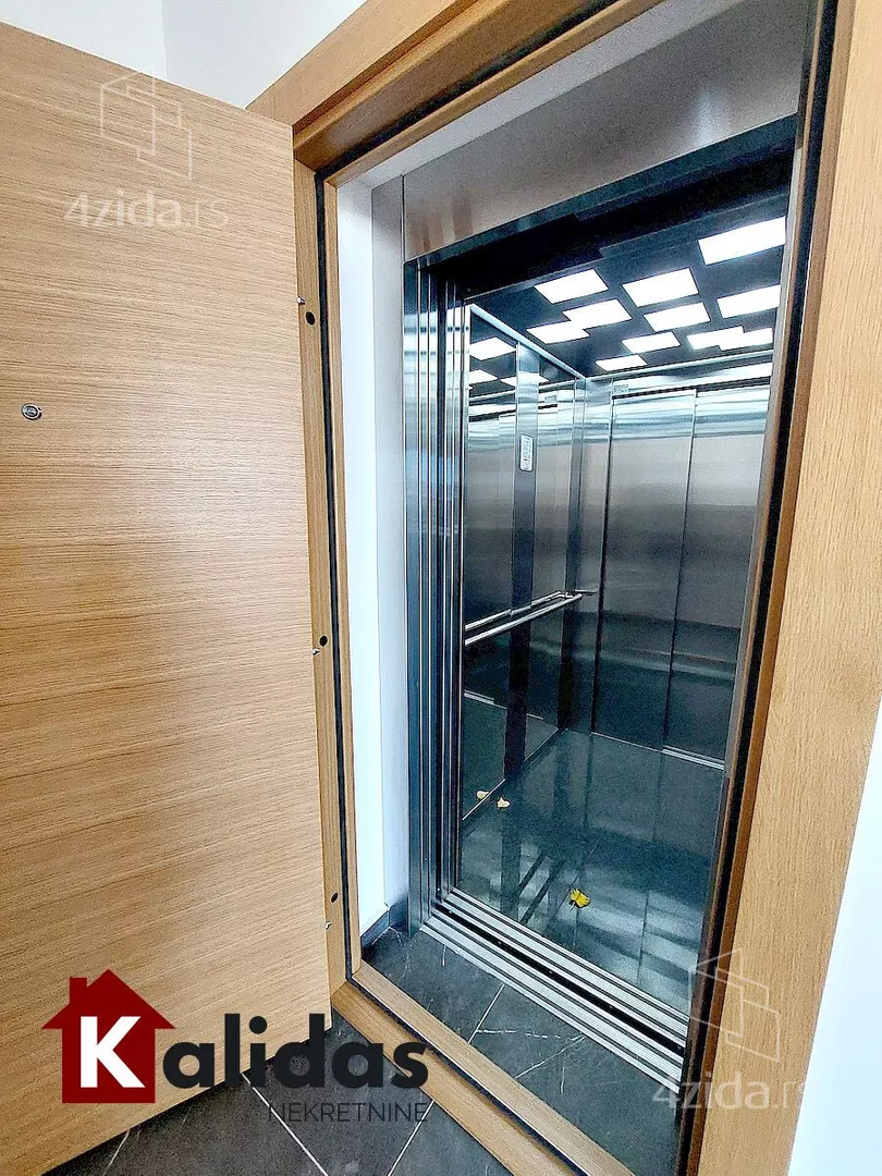 Petosoban stan | 4zida