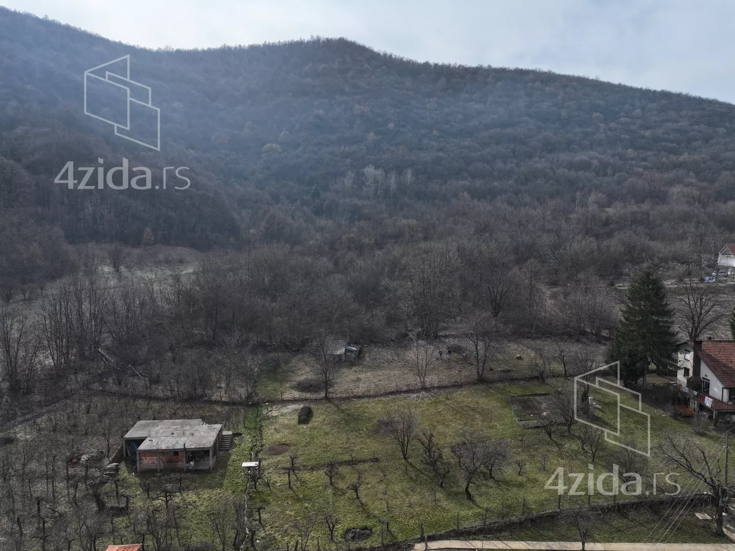 Građevinsko zemljište | 4zida