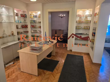 Zeleni venac | 4zida.rs