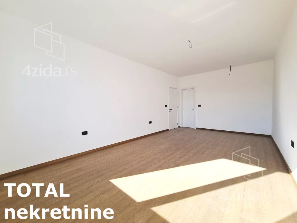 Četvoroiposoban stan | 4zida