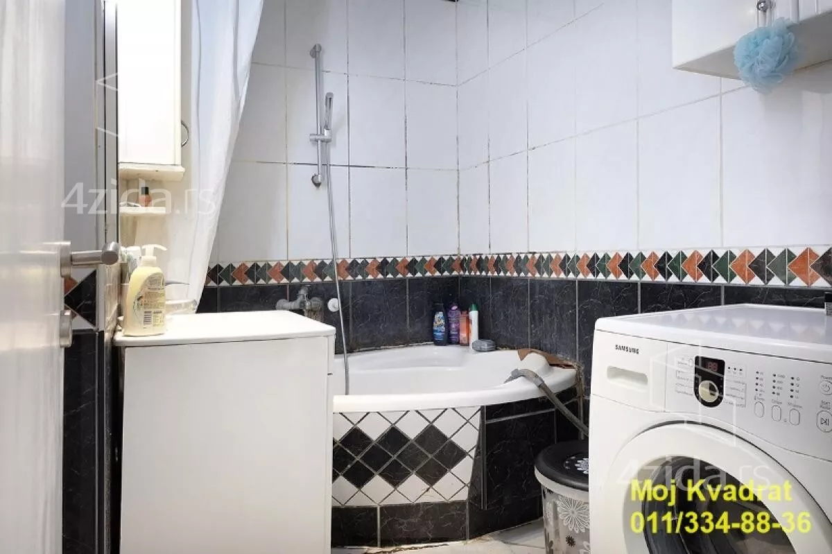 Četvoroiposoban stan | 4zida