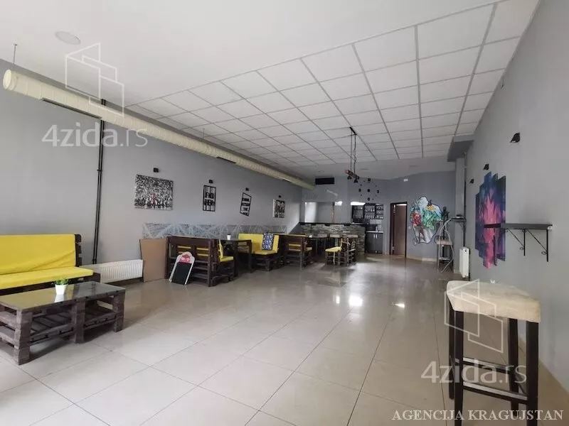 Poslovni prostor | 4zida