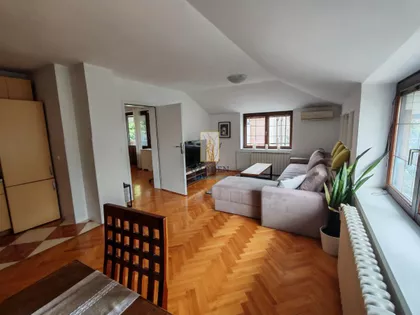 Senjačka | 4zida.rs