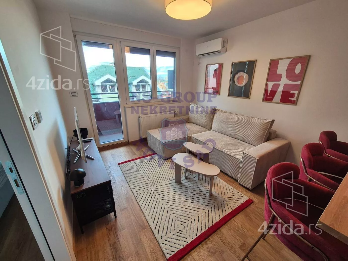 Jednoiposoban stan | 4zida