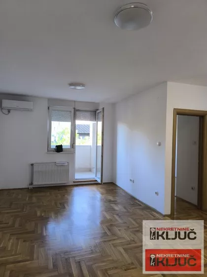 Bulevar Patrijarha Pavla (Somborski Bulevar) | 4zida.rs