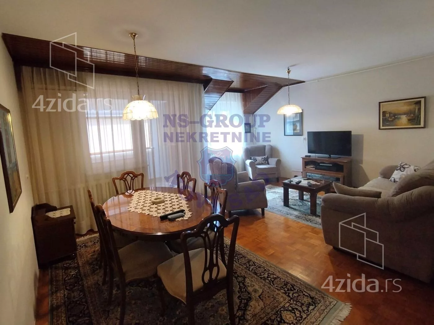 Troiposoban stan | 4zida