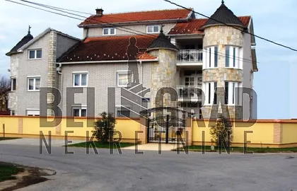 Zire Adamovića | 4zida.rs