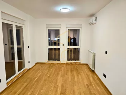 Sajmište | 4zida.rs