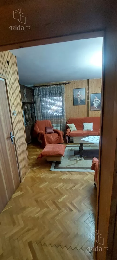 3-etažna kuća | 4zida