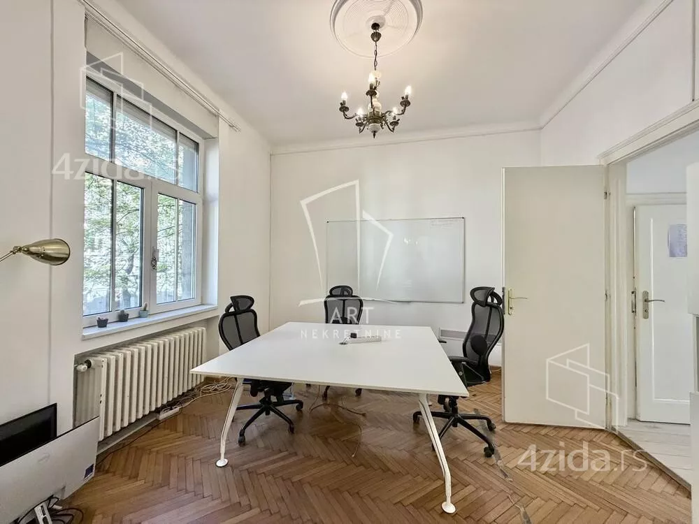 Šestosoban stan | 4zida