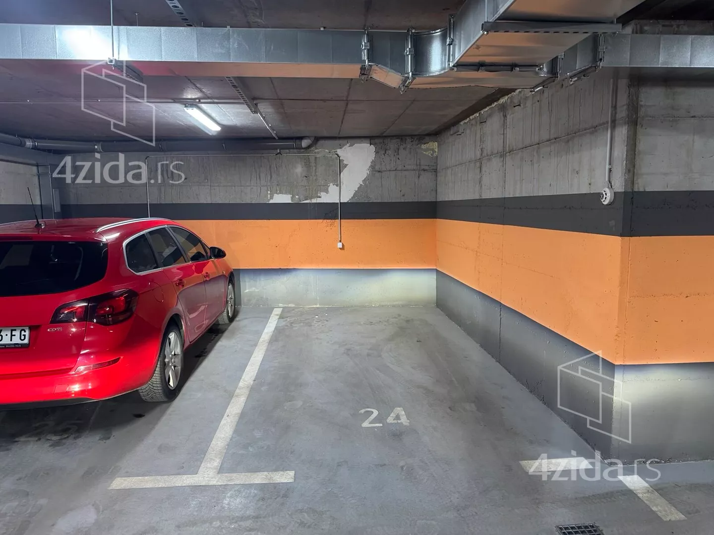 Garaža | 4zida
