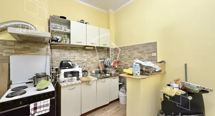 Četvoroiposoban stan | 4zida