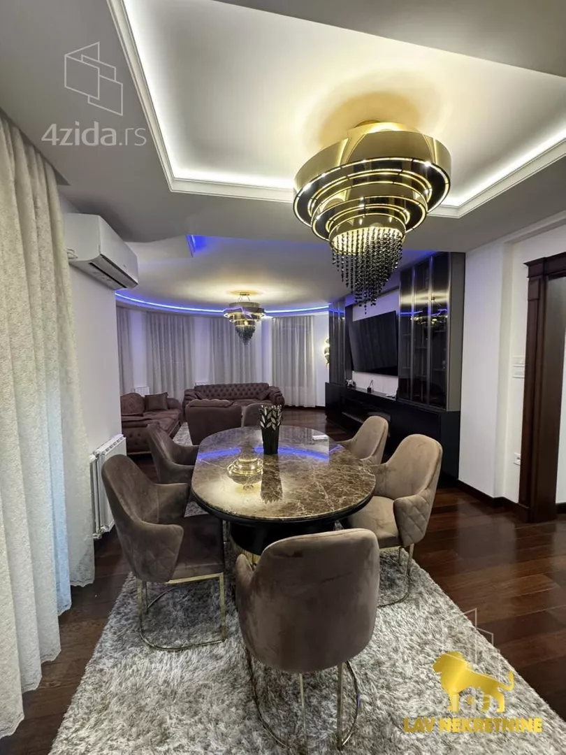 Troiposoban stan | 4zida