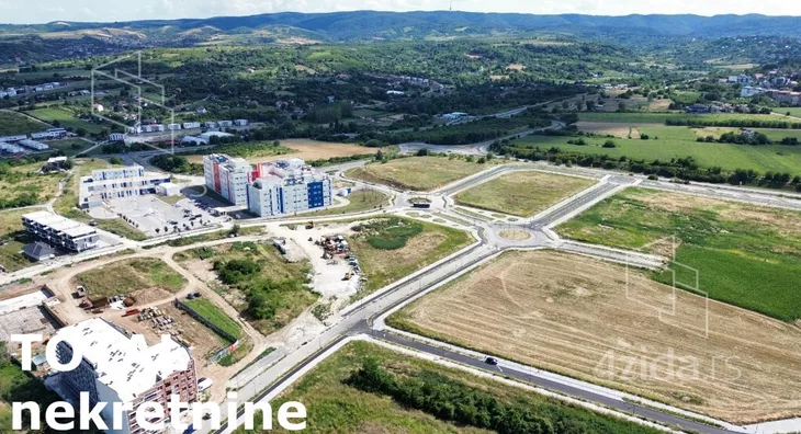 Plac | 4zida
