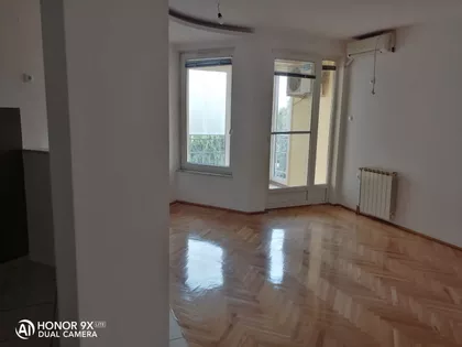 Žarka Zrenjanina 2 | 4zida.rs