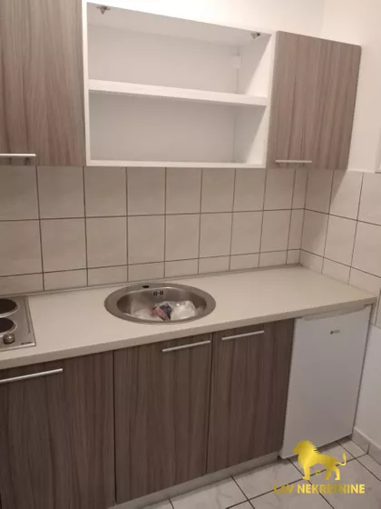 STRAŽILOVSKA | 4zida.rs
