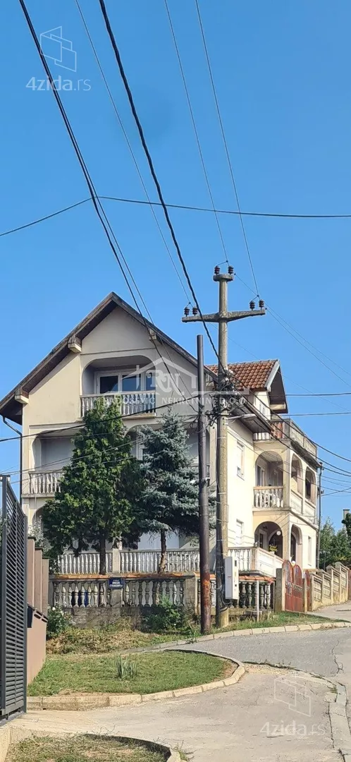 4-etažna kuća | 4zida