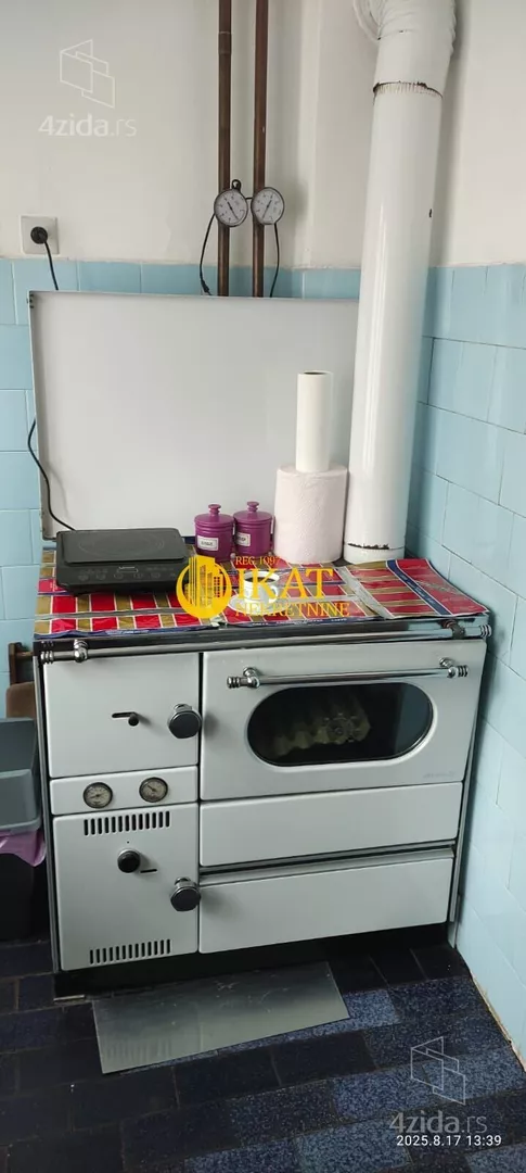 3-etažna kuća | 4zida