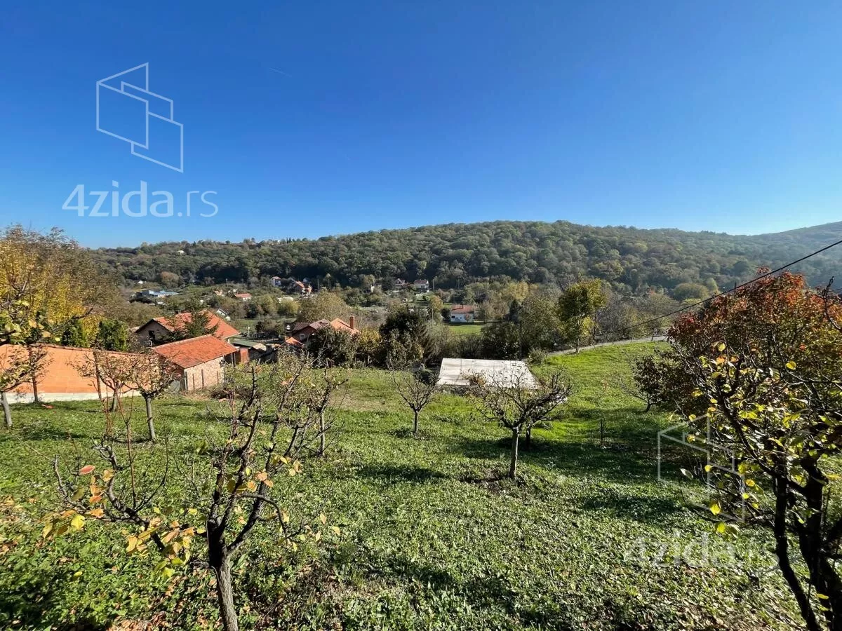 Plac | 4zida