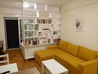 Ratka Stefanovića 8 | 4zida.rs