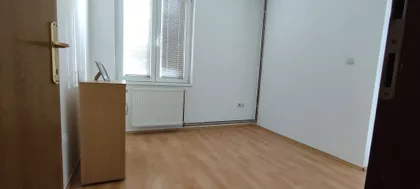 Tršćanska | 4zida.rs