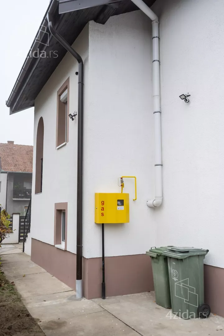 3-etažna kuća | 4zida