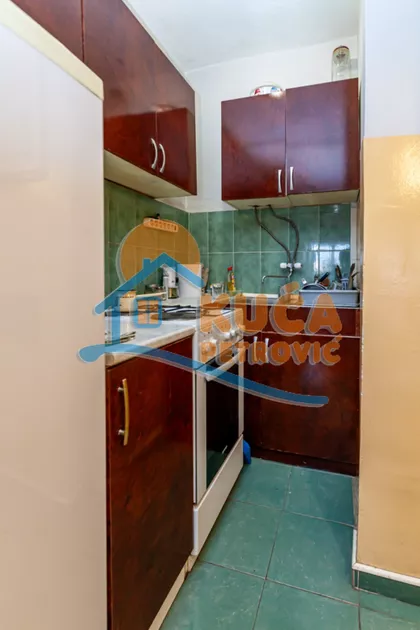 Cara Dušana | 4zida.rs