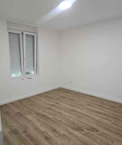 Hercega Stjepana bb | 4zida.rs