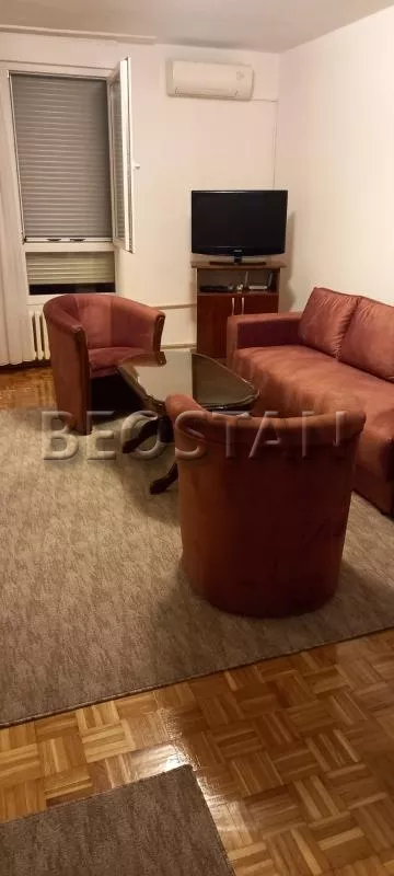 Prve Pruge | 4zida.rs