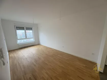 Novo Naselje | 4zida.rs