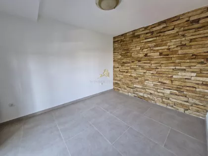 Vašarište | 4zida.rs