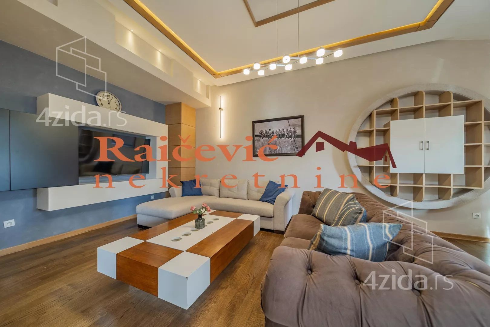 Troiposoban stan | 4zida